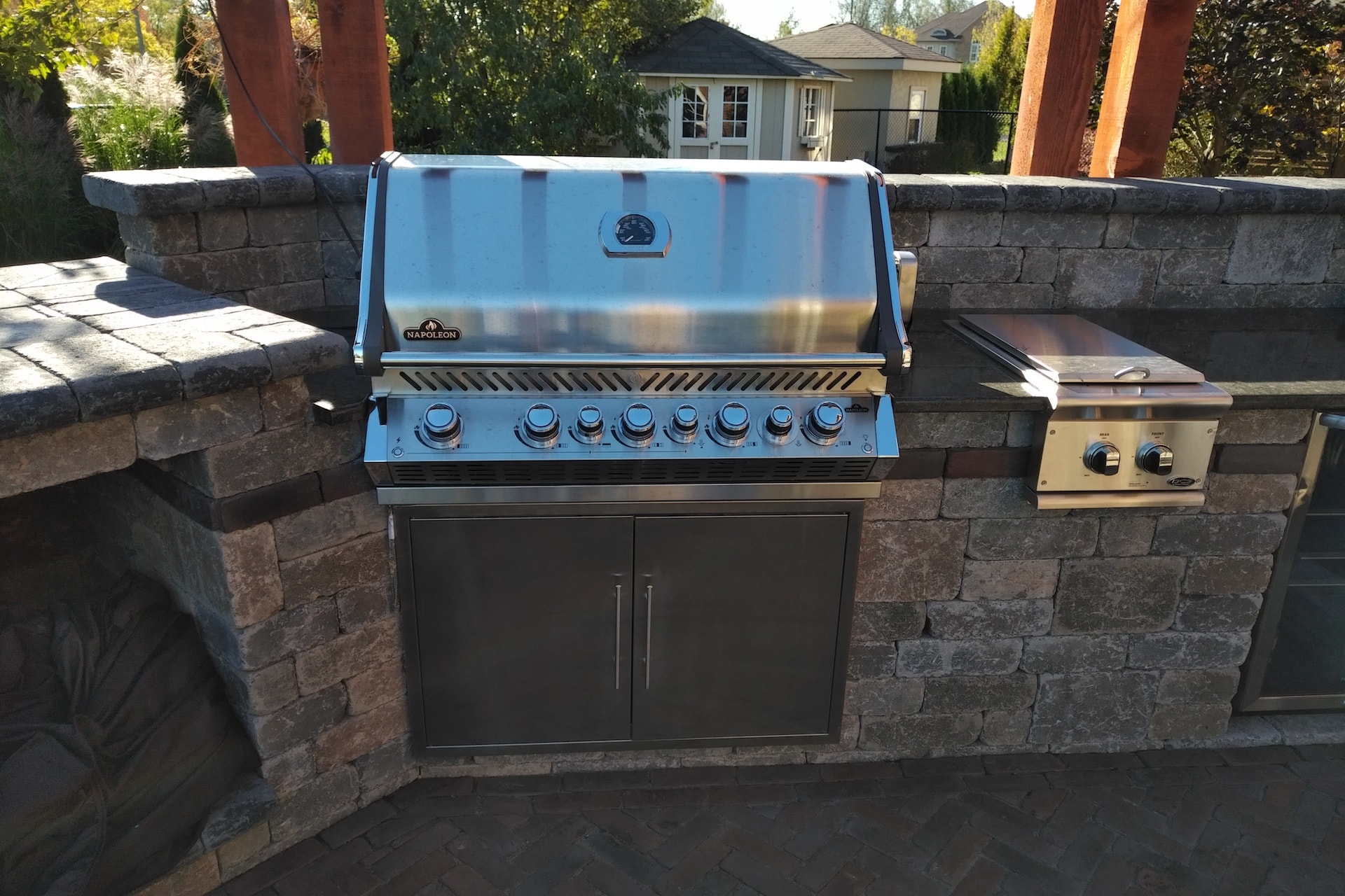 Kitchens & BBQ Areas